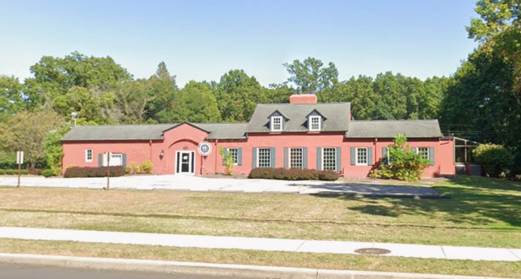 New Family Run Restaurant Headed to Former Parasson's Building in Stow
